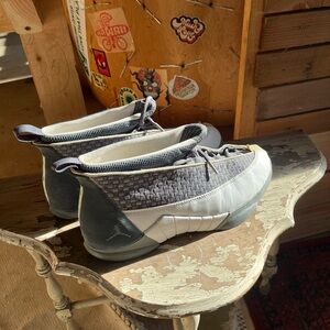 Jordan 15 “Flint Grey” sz 10.5